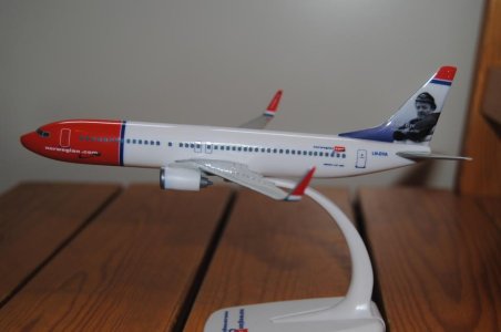 LN-DYA.jpg
