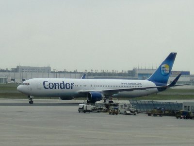 Condor 737.jpg
