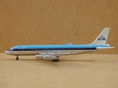 KLMDC853_a.jpg