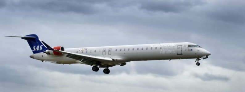 crj02.jpg