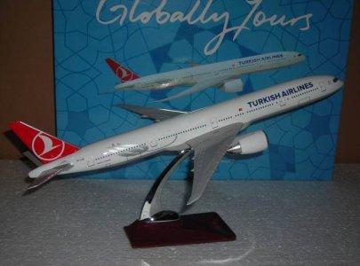 Turkish Airlines Boeing 777-300ER.jpg