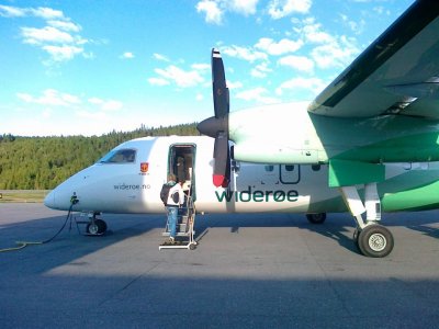 Widerøe MJF juni 2011.jpg