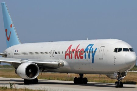 PH-AHX26or298ams.jpg