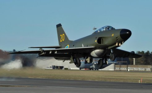 J32_1.jpg