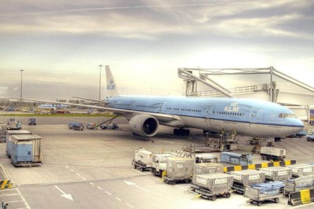 klm.jpg