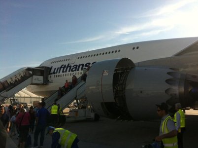 747-8i_1024.jpg