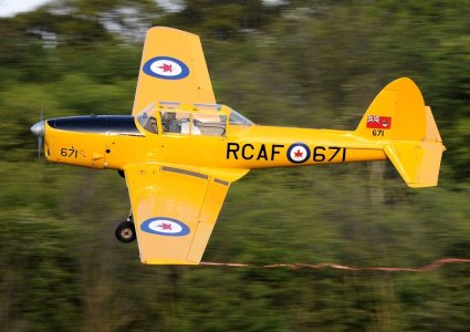 Shipmunk barnstorming (787 x 556).jpg