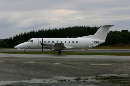 Air_Eurora_Embraer120_.jpg