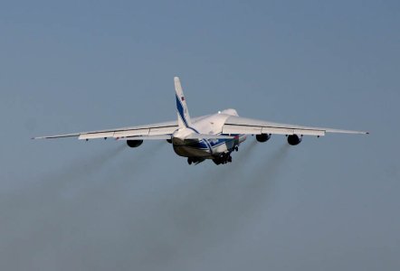 AN-124_RA-82046_e_03-08-2006_.jpg