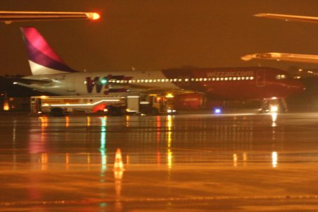 Wizz A320 HA-LPC liten.jpg
