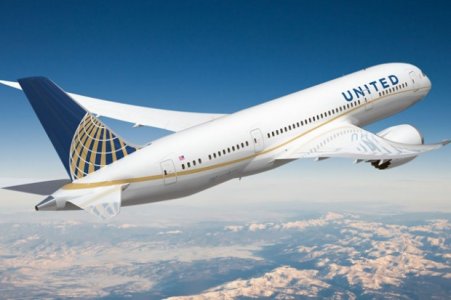 united-787.jpg