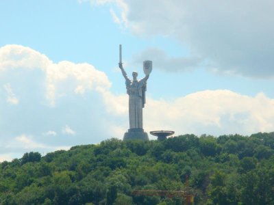 KBPww2monument.jpg