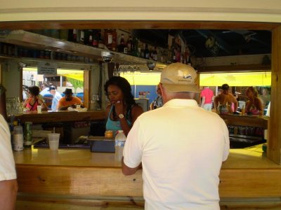 2011-10-20 Sunset Bar and Grill , Maho Beech , St. Maarten bild 109.jpg