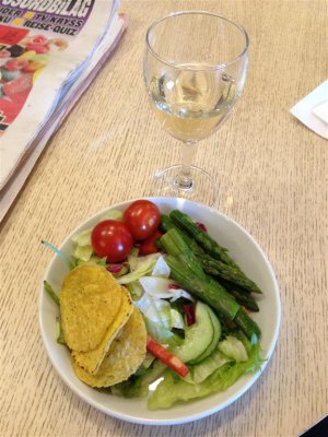 IMG_6303 (Medium).JPG IMG_6303 (Medium).JPG