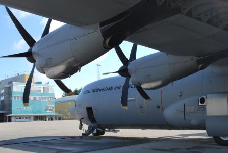 C130J Super Hercules 024.jpg