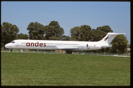 LV-AYD.jpg