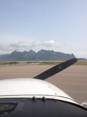 LN-FTE parkert Svolvær.jpg