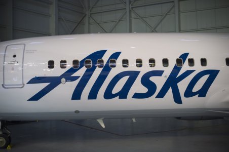 brand_plane4.jpg