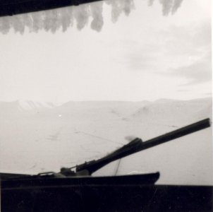 Inbound Longyearbyen Spitzbergen.jpg