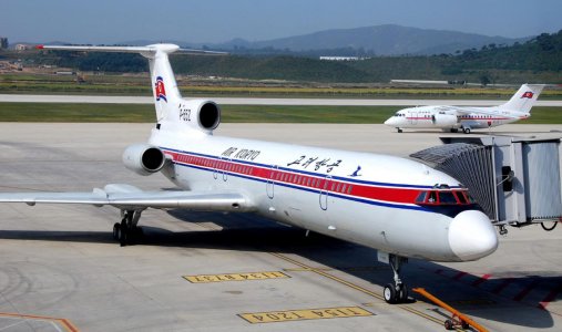 TU-154B og AN-148.jpg