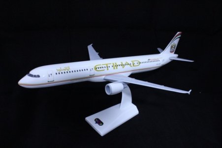 EY321-1.jpg