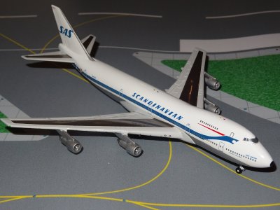 SAS BOEING 747-300.JPG