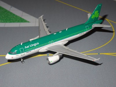 AIR LINGUS AIRBUS 320.JPG