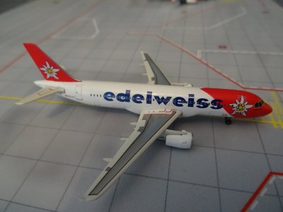 EDELWEIS AIRBUS 320.JPG
