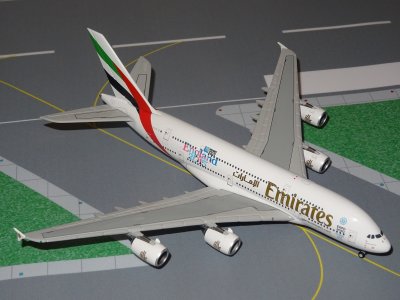 EMIRATES AIRBUS 380-800.JPG