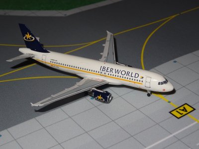 IBER WORLD AIRBUS 320.JPG