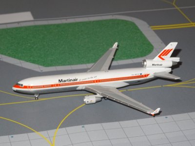MARTINAIR MD11.JPG