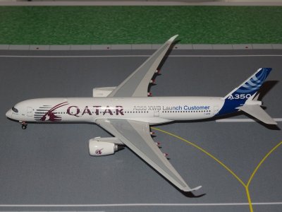QATAR AIRBUS 350-900.JPG