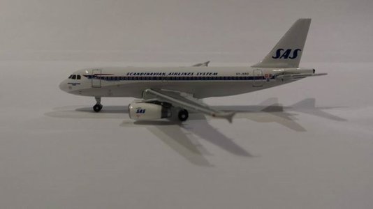 SAS_A319_OY-KBO_b_.jpg