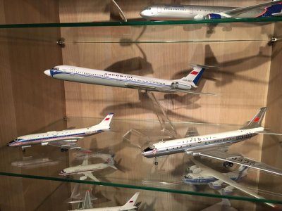 TU-124 og 110.jpg