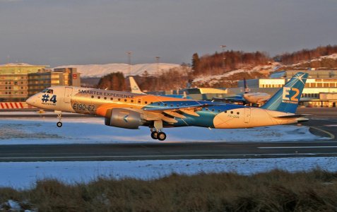 Embraer_190-E2_Prototype_4_190-300STD_PR-ZGQ_19_05-03-2018_small_.jpg