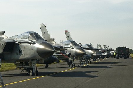 1y7j7146.jpg