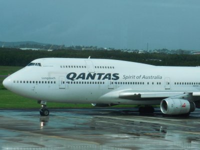 Qantas B744.jpg