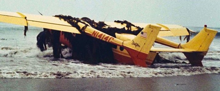 Conroy på stranda.jpg