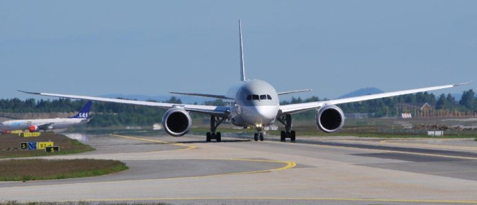 QR B-788.jpg