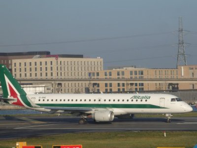 PB173748.jpg