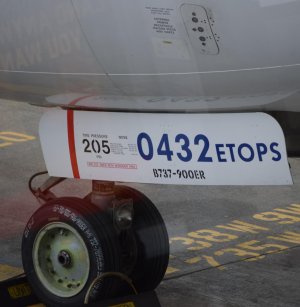 United 739.jpg