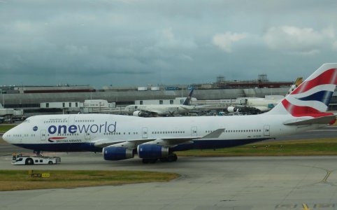 BA 744 LHR.jpg