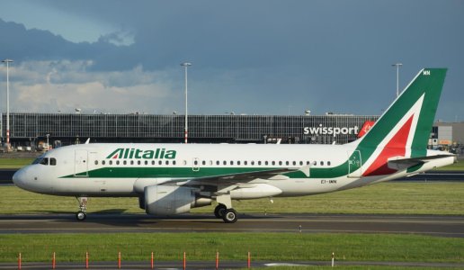 AZ A319 EI-IMN.jpg
