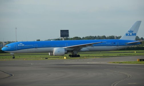 KLM B-77W PH-BVF.jpg