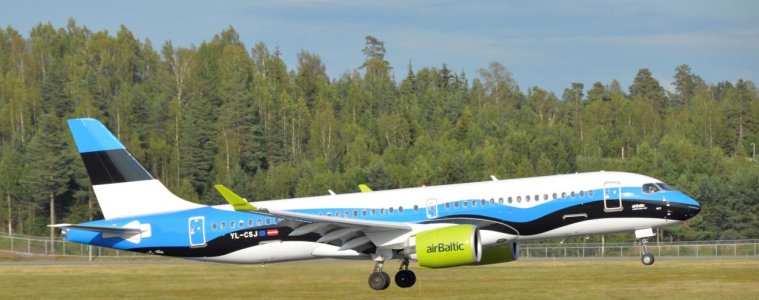 airBaltic A223 GM 11 JUL 2019.jpg