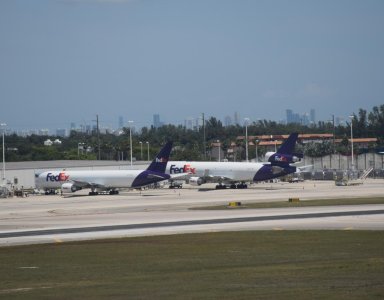 FedEx.jpg