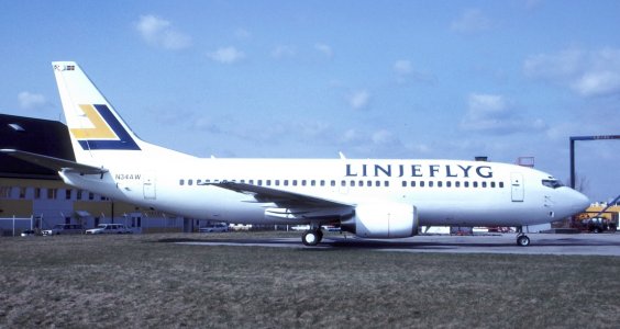 N34AW 92-03-26.JPG