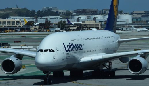 LH A-380.jpg