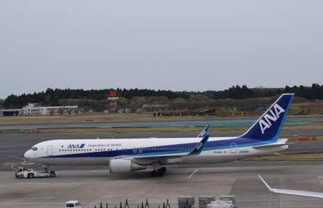 ANA B-767 JA620A.jpg