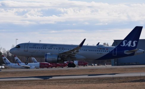 SAS A320-251N SE ROY.jpg